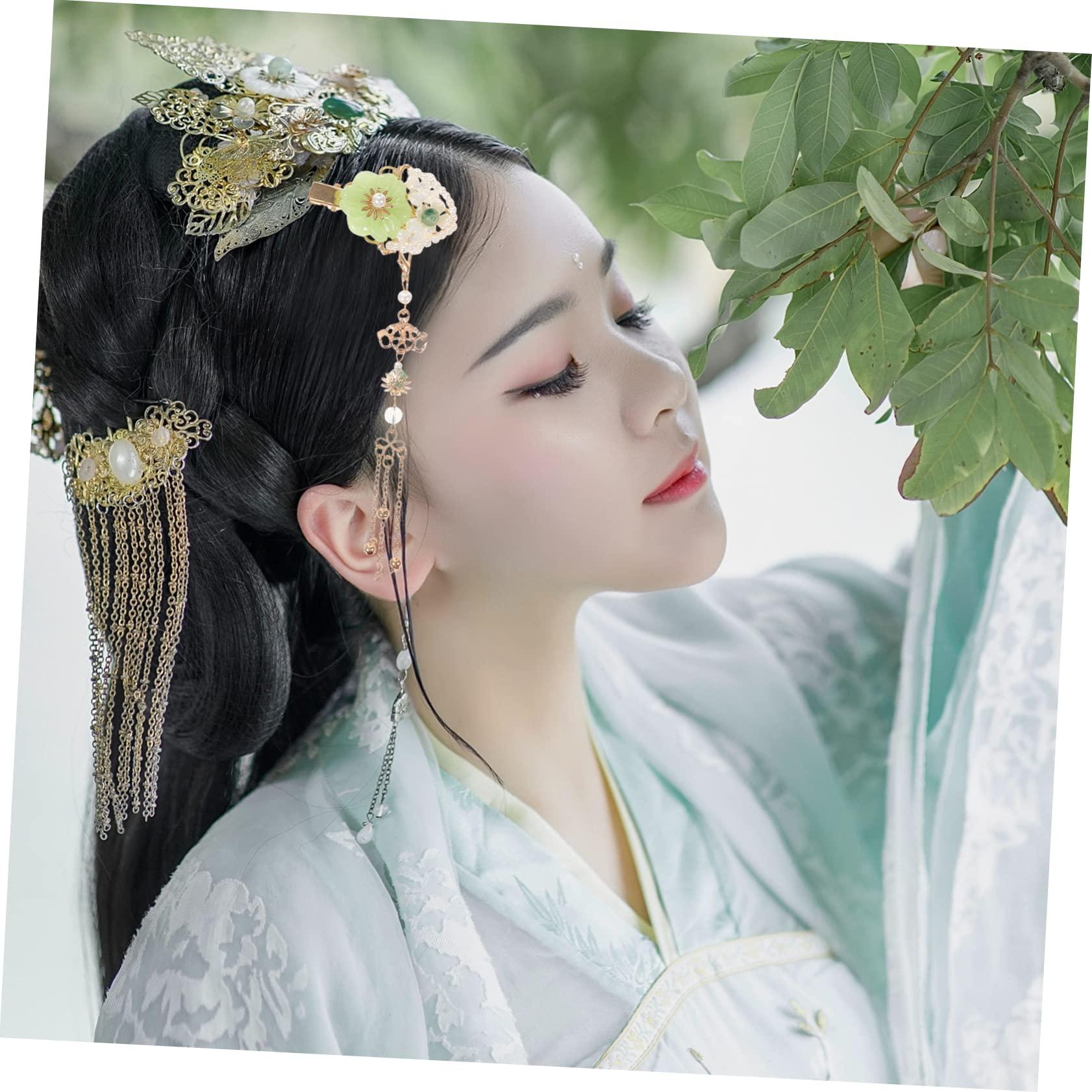 Coppertone Coppertone Glow with Shimmer Sunscreen Lotion SPF 50, Water Resistant Sunscreen, Broad Spectrum SPF 50 Sunscreen, 5 Fl Oz Bottle (Pack of 2)