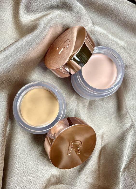 Revolution Beauty London Revolution Eye Bright Under Eye Corrector Medium to Deep