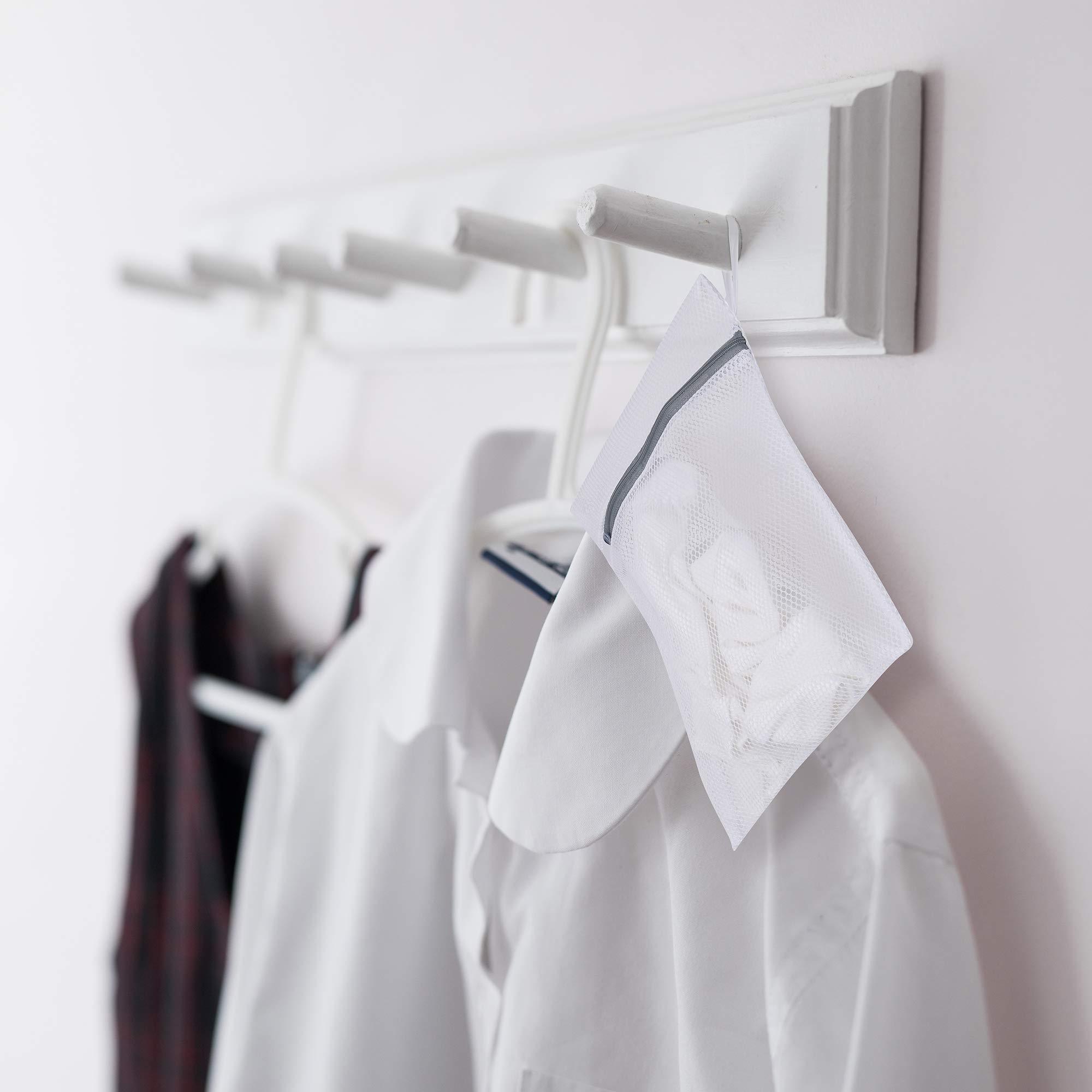 AKRILANE AKRILANE 20 Pairs Cotton Gloves for Dry Hands | Moisturizing Overnight Gloves for Eczema, Psoriasis & Skin Spa Treatment for Women & Men | Washable & Reusable with Free Laundry Bag