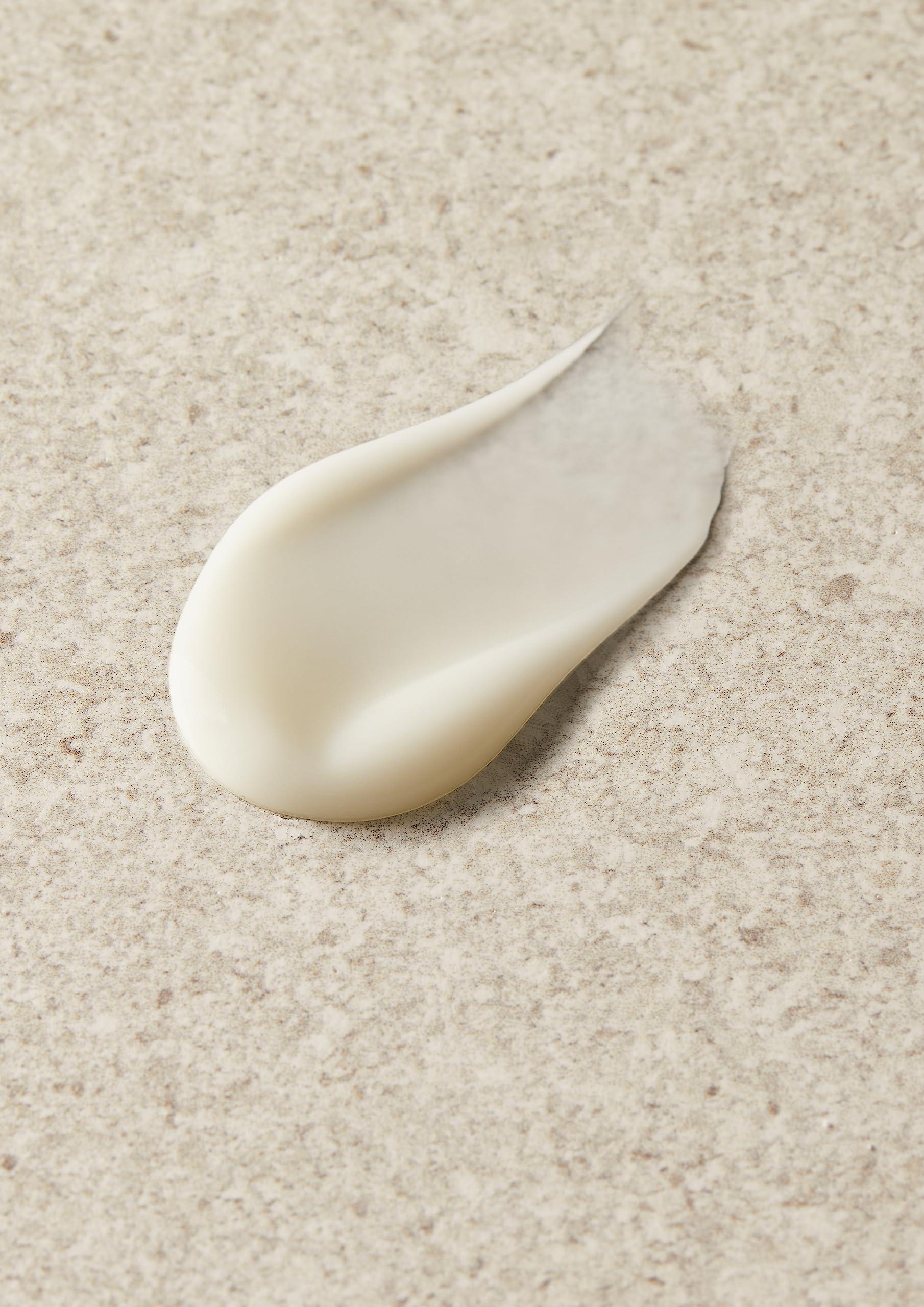 The Body Shop The Body Shop Tea Tree In-Control Hydrator, For Oily, Blemished Skin, Vegan, 1.35 Fl Oz