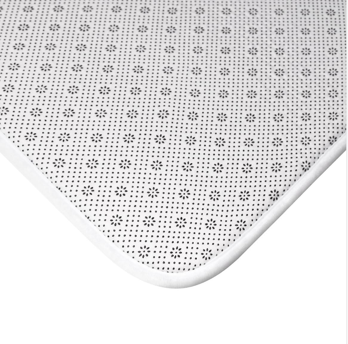 Generic Spray Tan Tent Mat Always Happy Hour Anti-Slip Mat Spray Tanning Mat Salon Decor Mobile Spray Tan Artist Tanning Studio Decor Sunless Salon (24 x 17 Inches)