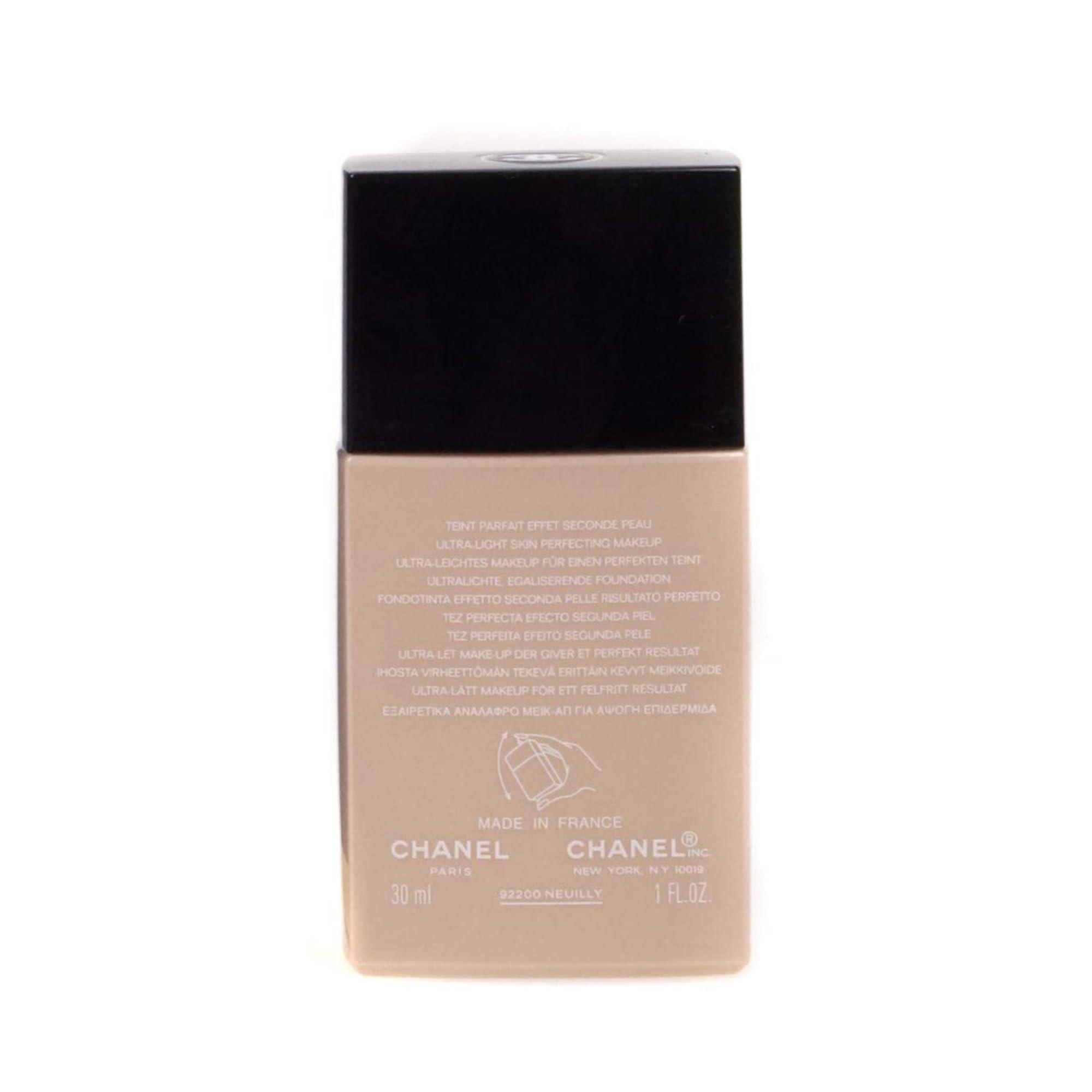 CHANEL Vitalumiere Aqua Ultra-Light Skin Perfecting Makeup SPF 15-40 Beige by Chanel for Women - 1 oz Makeup