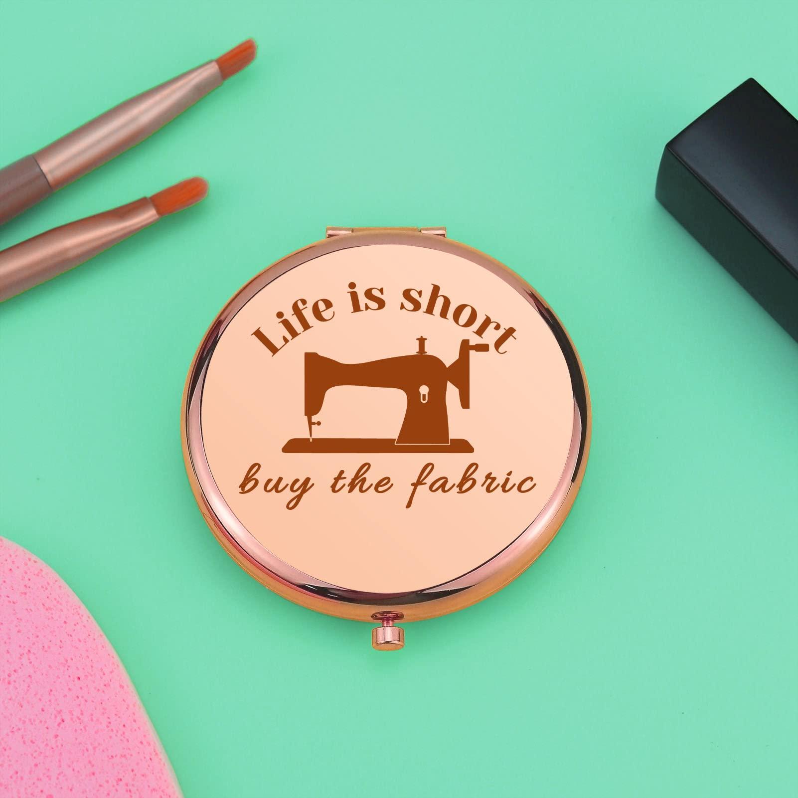 Mwphuy Sewing Gifts for Women Compact Makeup Mirror for Mom Grandma Aunt Seamstress Gift Ideas Sewing Lover Gift Funny Quilting Gifts Folding Makeup Mirror for Friend Sister Christmas Birthday Gifts