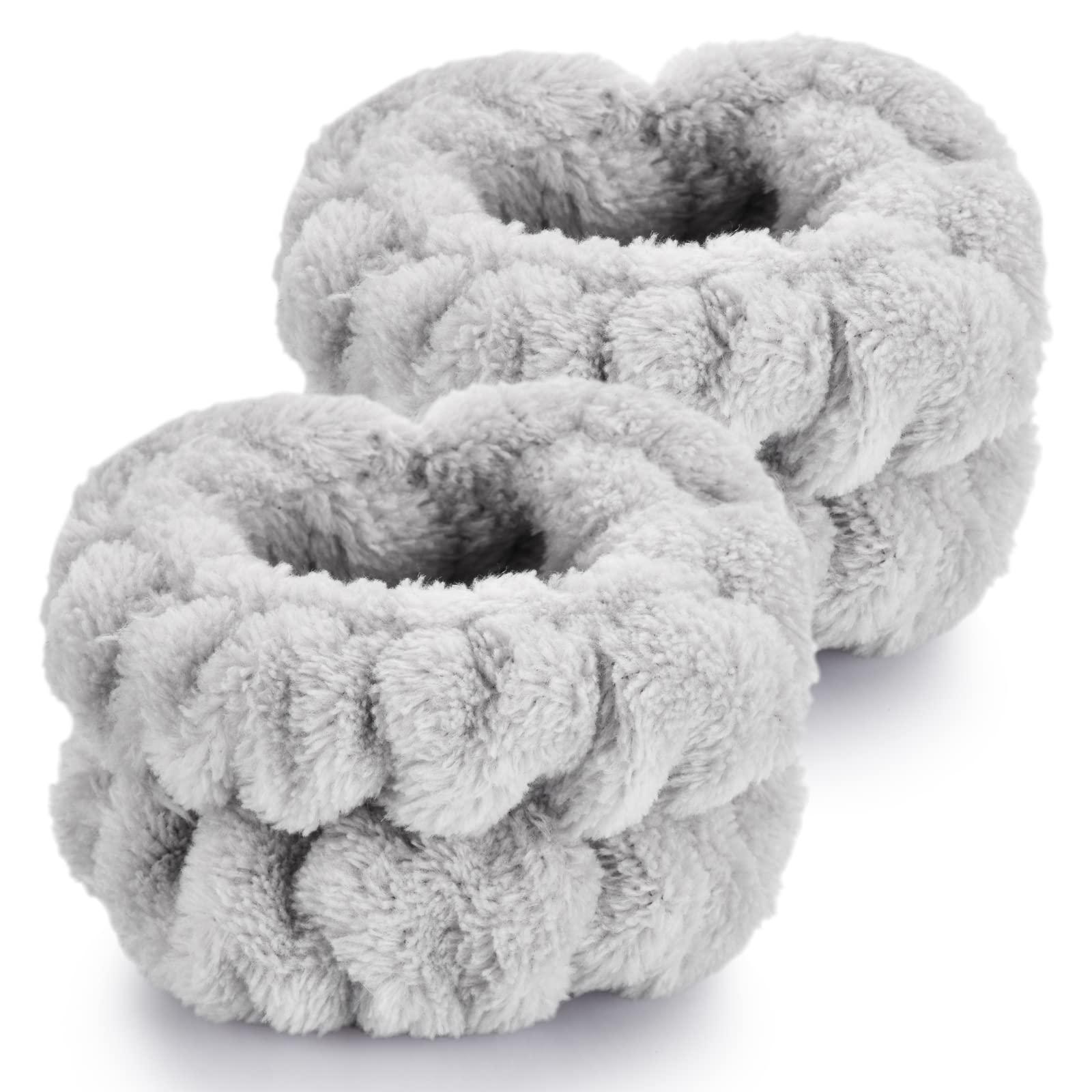 MAC MAC Powder Kiss Liquid Lipcolour - The Best Gift Is Me - 0.17 Fl OZ / 5 ML