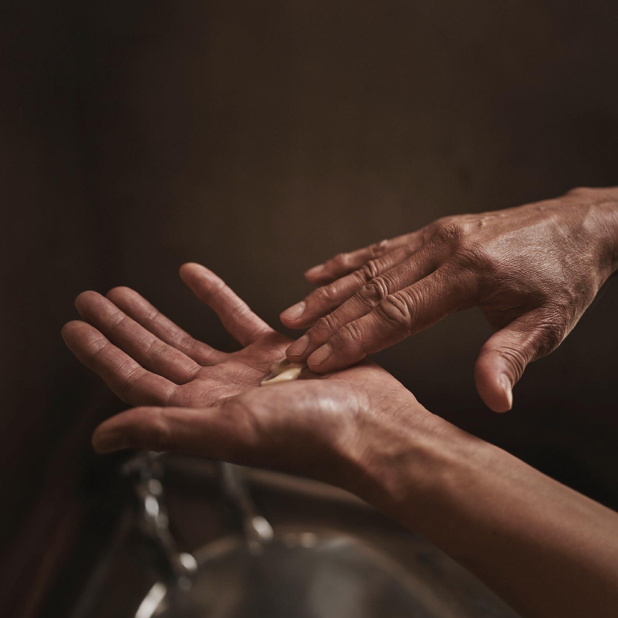 Aesop Aesop Rejuvenate Intensive Body Balm | Softens and Smooths The Skin | Hydrating Macadamia Nut and Sandalwood Oils | 3.4 oz