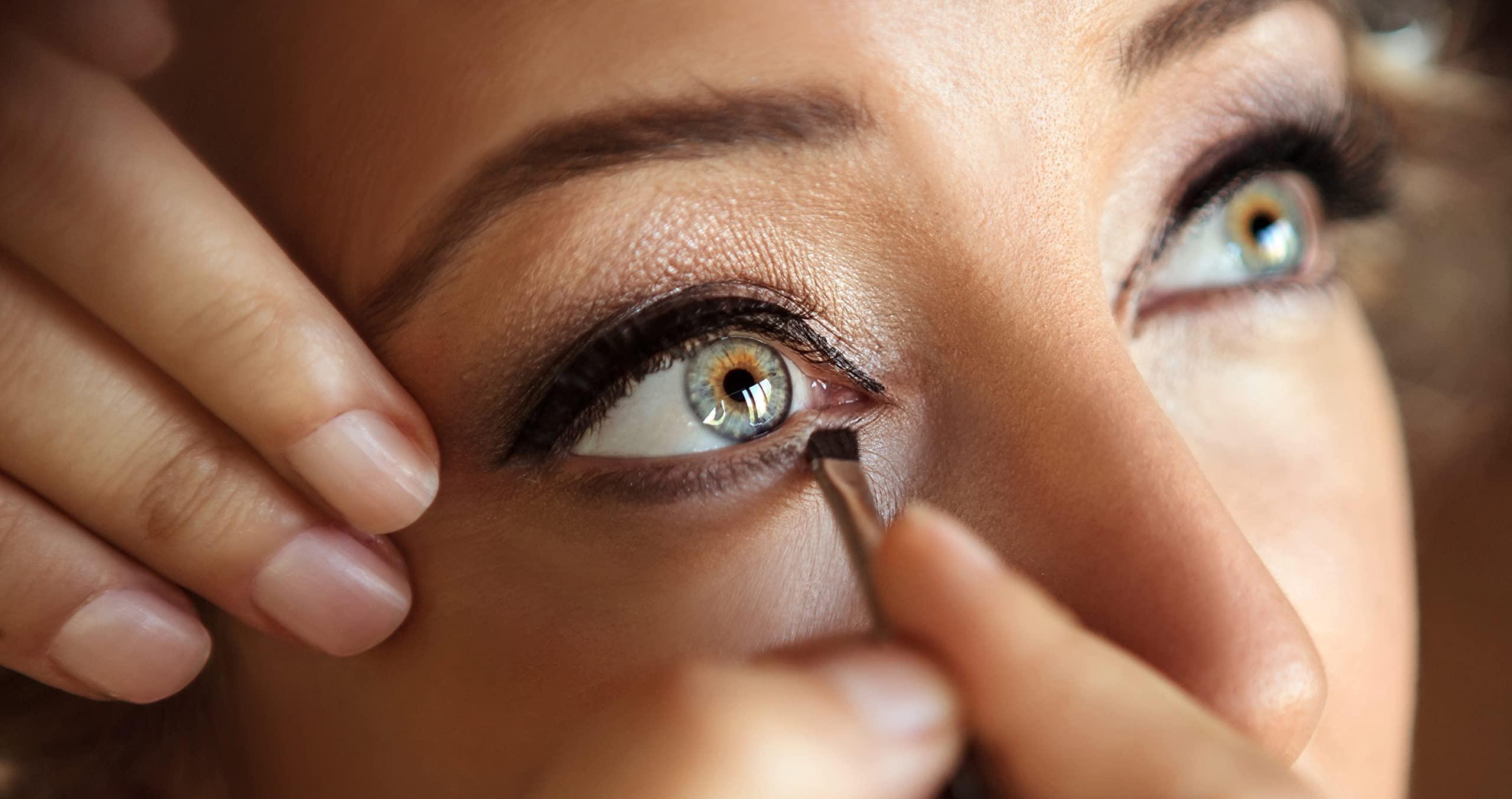 michael marcus Michael Marcus Makeup Cake Eye Liner & Eyeliner Brush Trashy - Water Activated Dry Pressed, Long-Lasting & Smudge Resistant Eyeliner - Cruelty & Paraben Free - For Beginner & Pro Makeup Artist