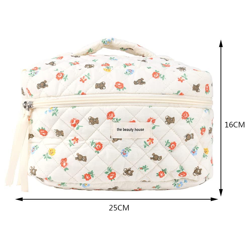 Burt\'s Bees Burt\'s Bees SPF 30 Lip Balm Gift Set with Island Getaway, Strawberry, Coconut and Vanilla Bean Flavors, 7 Tubes