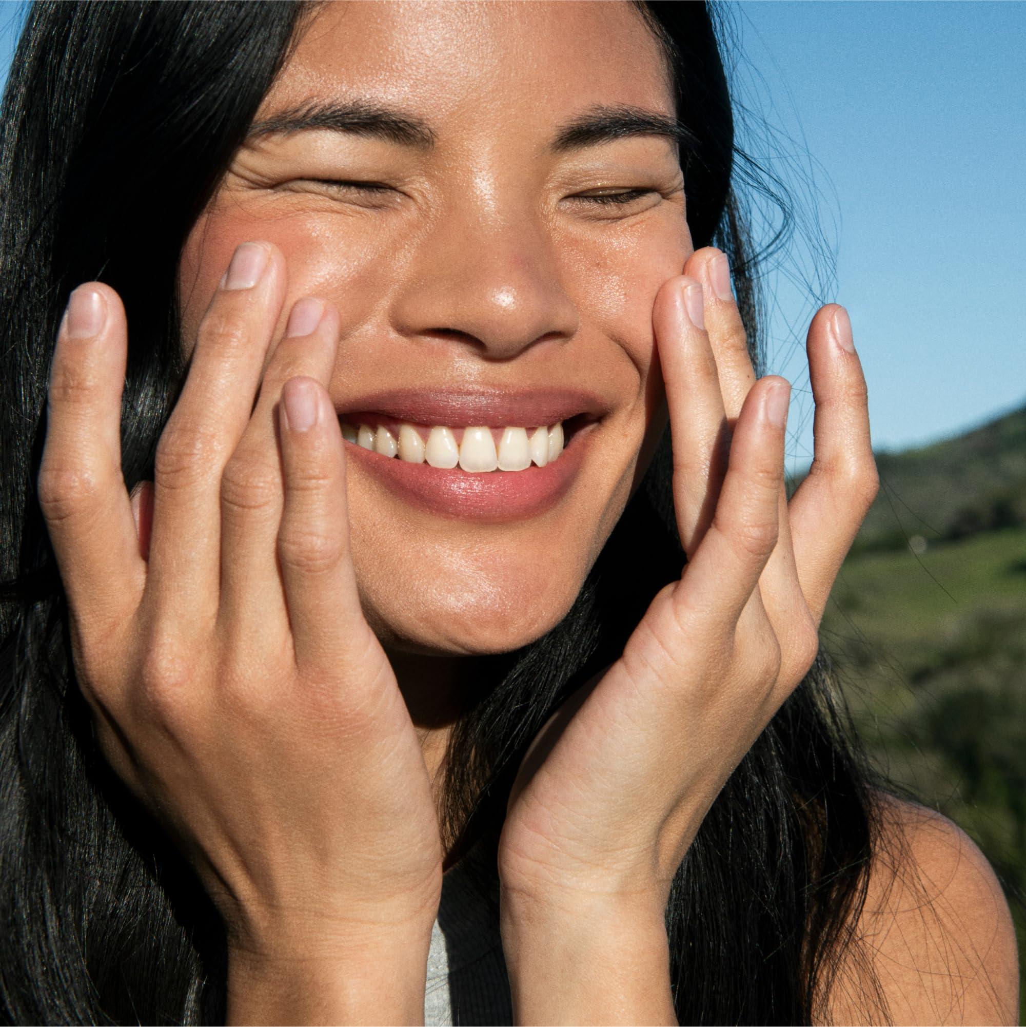 Ursa Major Ursa Major Natural Vitamin C Serum | Brightening Formula Revitalizes Dull Skin and Smooths Skin\'s Tone | Targets Wrinkles, Sagging and Loss of Firmness | Vegan, Non-Toxic, Cruelty-Free | 1 ounce