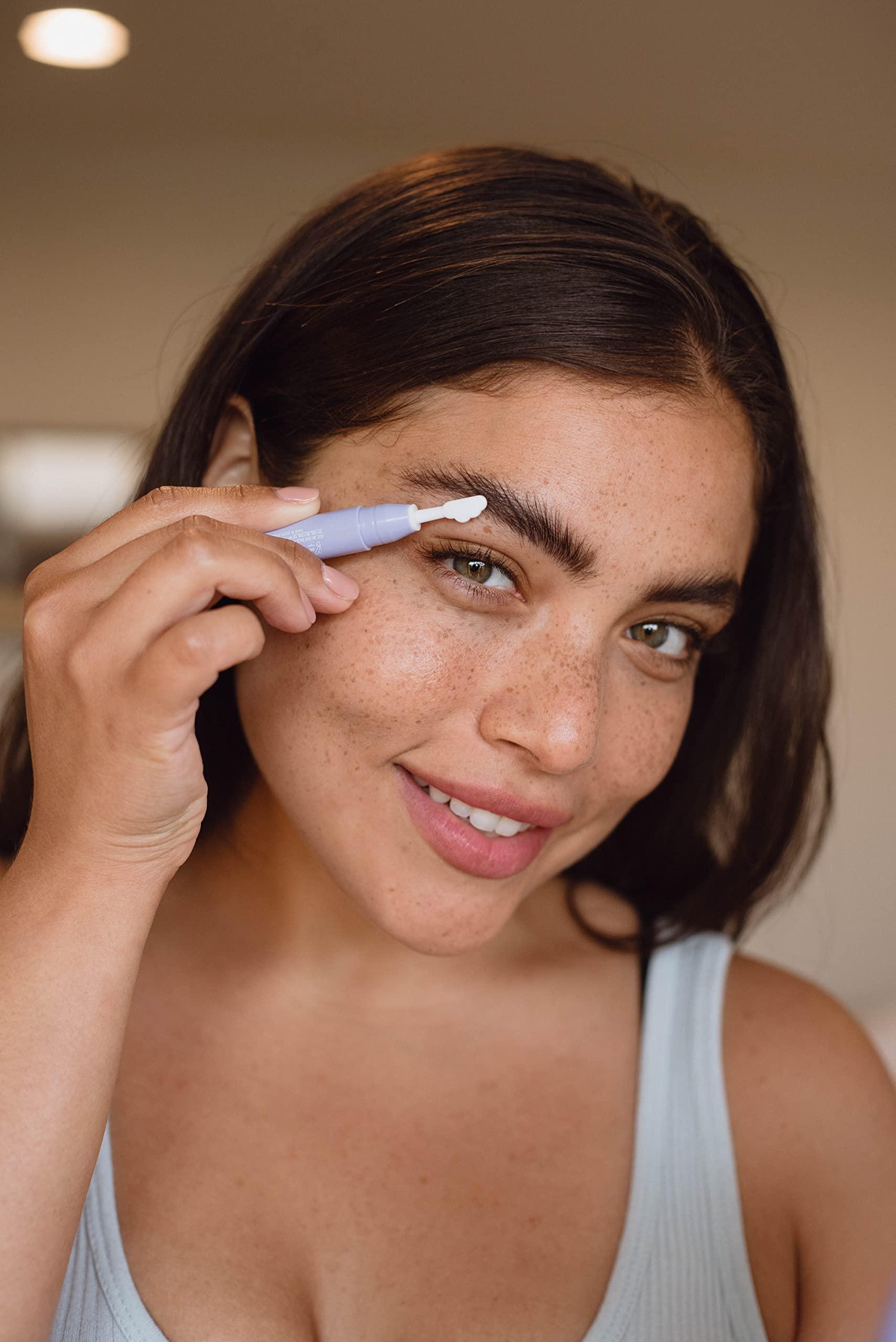 cirea cirea Egg White Clamshell PU Makeup Bag for Purse Portable Small Cosmetic Travel Bag for Women Cute Skincare Bag (Egg White)