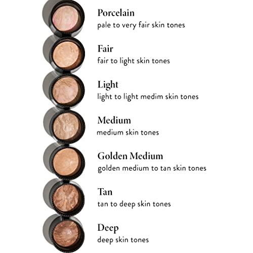 LAURA GELLER NEW YORK LAURA GELLER NEW YORK Award-Winning Baked Balance-n-Brighten To Go Color Correcting Powder Foundation - Medium - Buildable Light to Medium Coverage - Demi-Matte Natural Finish