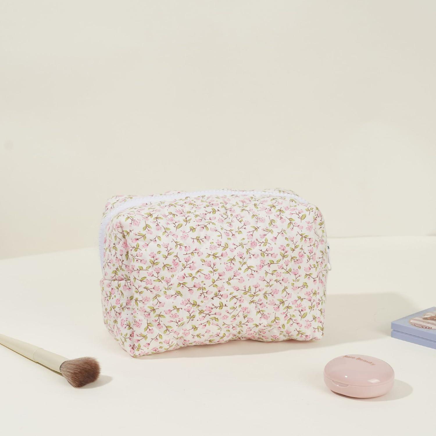 SoGhhd SoGhhd Small Quilted Cotton Makeup bag, Cute Floral Cosmetic bag, Cotton Aesthetic Makeup Pouch, Large Capacity Travel Toiletry Bag for Women and Girls (Pink)