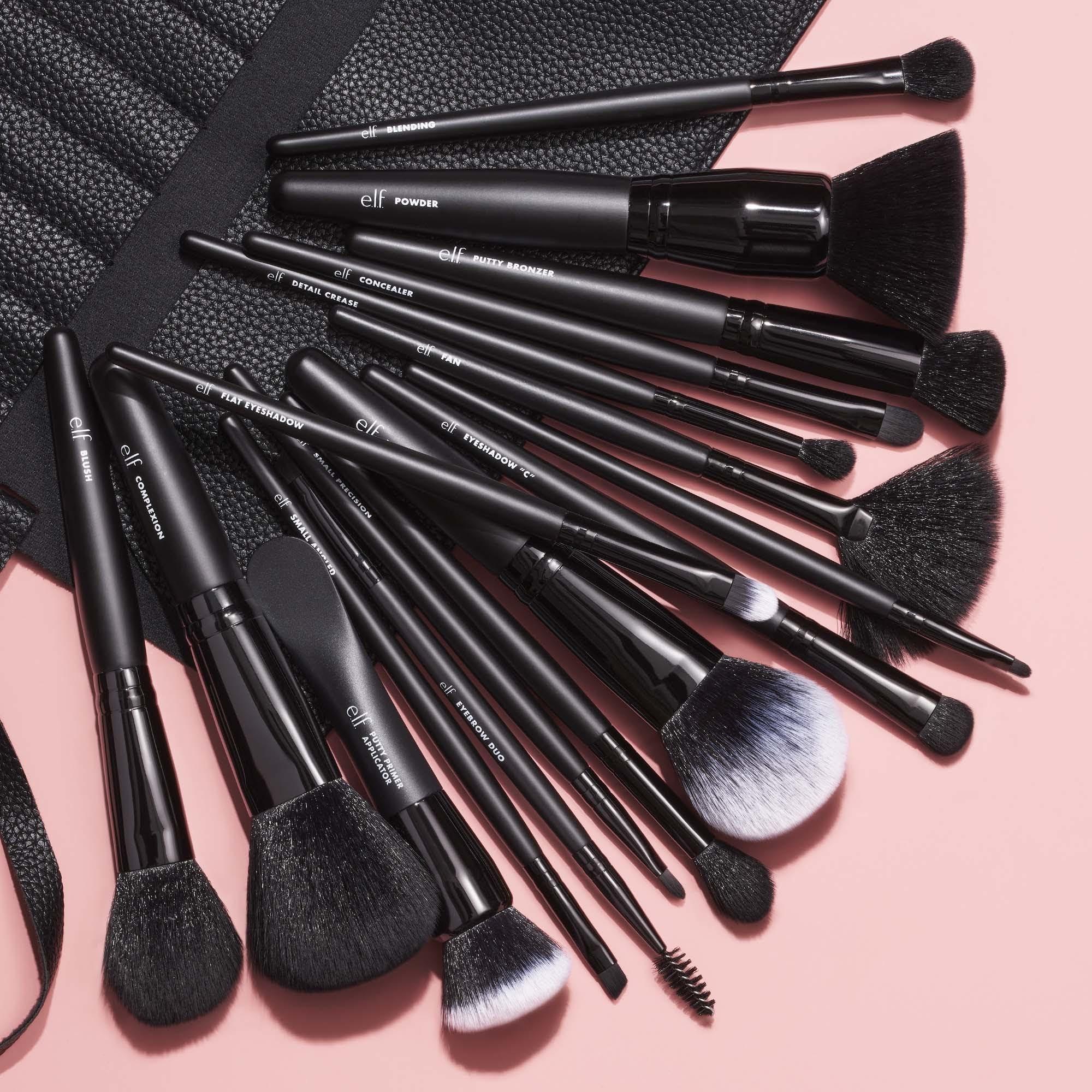e.l.f. e.l.f. Ultimate Makeup Brush Set & Travel Roll, 17-Piece Brush Kit, Brushes For Eyeshadow, Foundation, Powder, Concealer & more, Vegan & Cruelty-Free