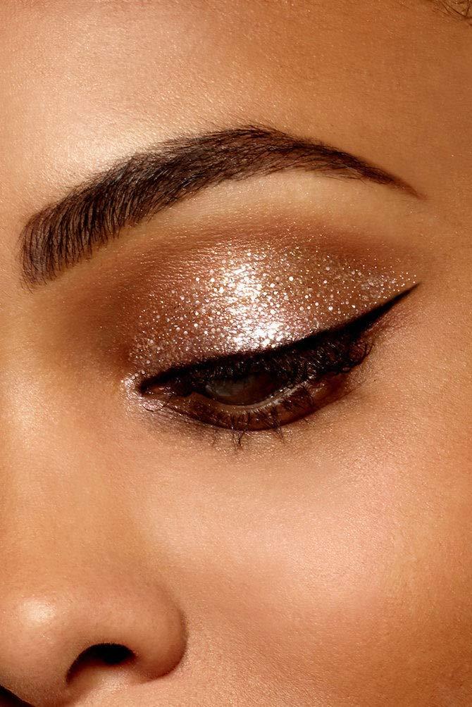 stila Stila Magnificent Metals Glitter and Glow Liquid Eye Shadow Long Lasting Sparkle, Quick-Drying Eye Makeup Lightweight Water Base Kitten Karma