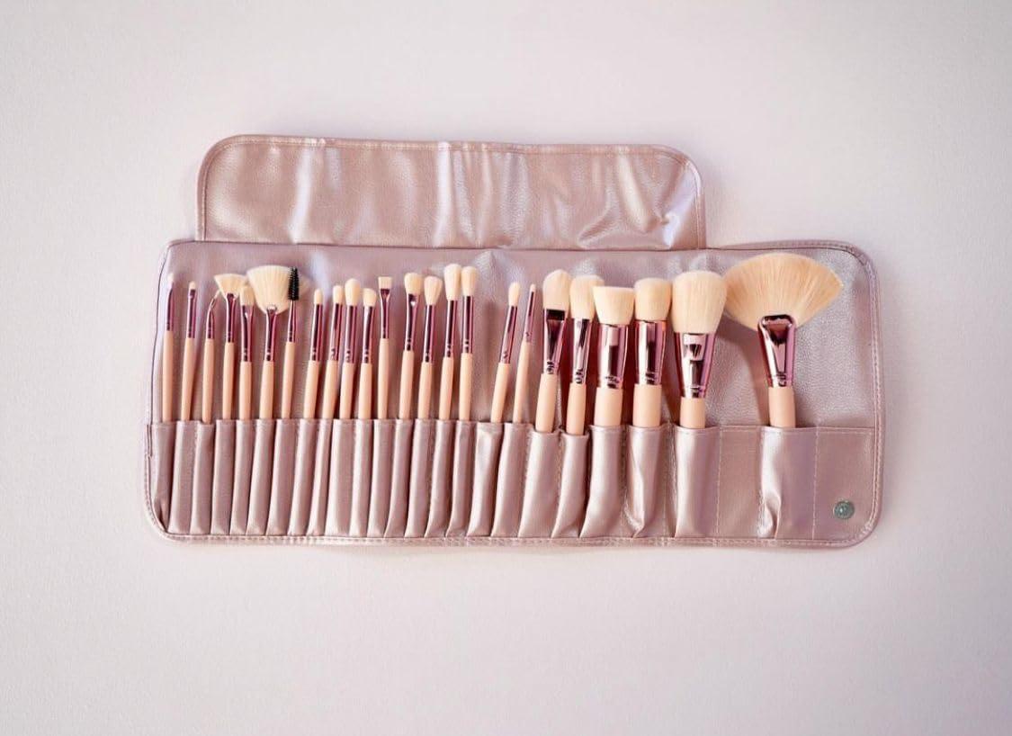 C-LUX Blooming Mood 24-Piece Makeup Brush Set - Natural Beige Design, Soft Synthetic Bristles, Complete Face and Eye Brush Kit with Elegant Roll-Up Pouch - Ideal for Beginners, Professionals & Gift Giving