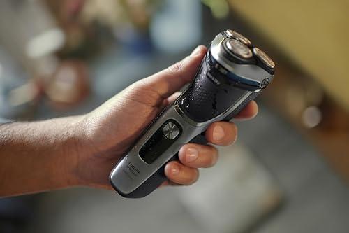 Philips Norelco Philips Norelco Shaver 3900, Rechargeable Wet & Dry Electric Shaver with Pop-up Trimmer, Charging Stand, Travel Storage Pouch, Protective Cap, Space Gray, S3341/92