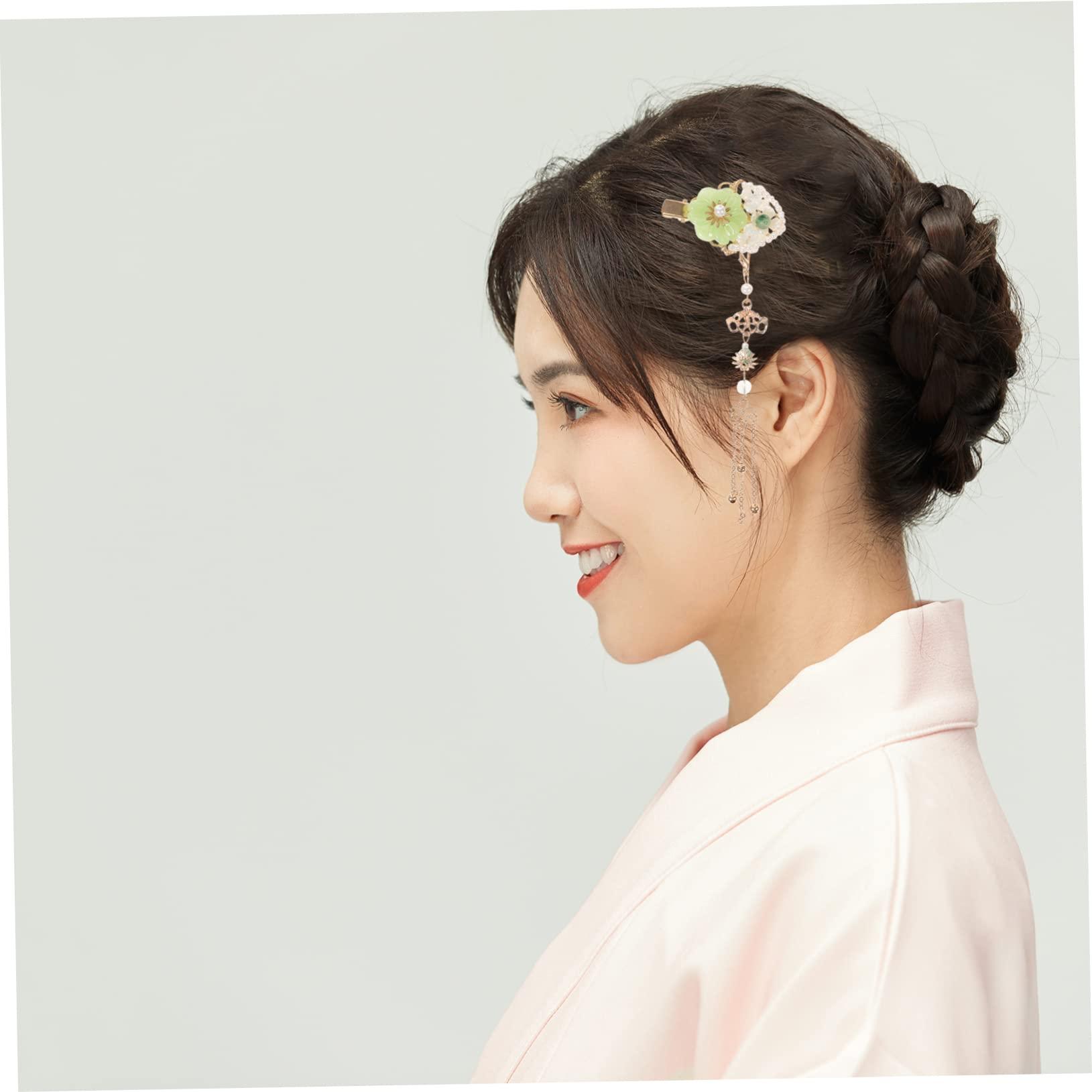 Coppertone Coppertone Glow with Shimmer Sunscreen Lotion SPF 50, Water Resistant Sunscreen, Broad Spectrum SPF 50 Sunscreen, 5 Fl Oz Bottle (Pack of 2)