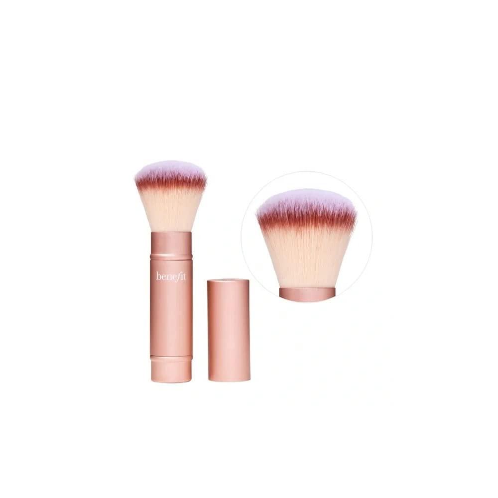 Benefit Benefit Cosmetics Multitasking Cheek Brush for Powder Blush, Bronzer & Highlighter