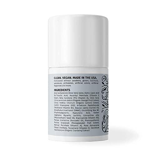 LilyAna Naturals LilyAna Naturals Skincare Gift Set - Retinol Cream, Vitamin C Serum, Eye Cream and Face Cream Moisturizer - Anti Aging Skin Care Sets for Women