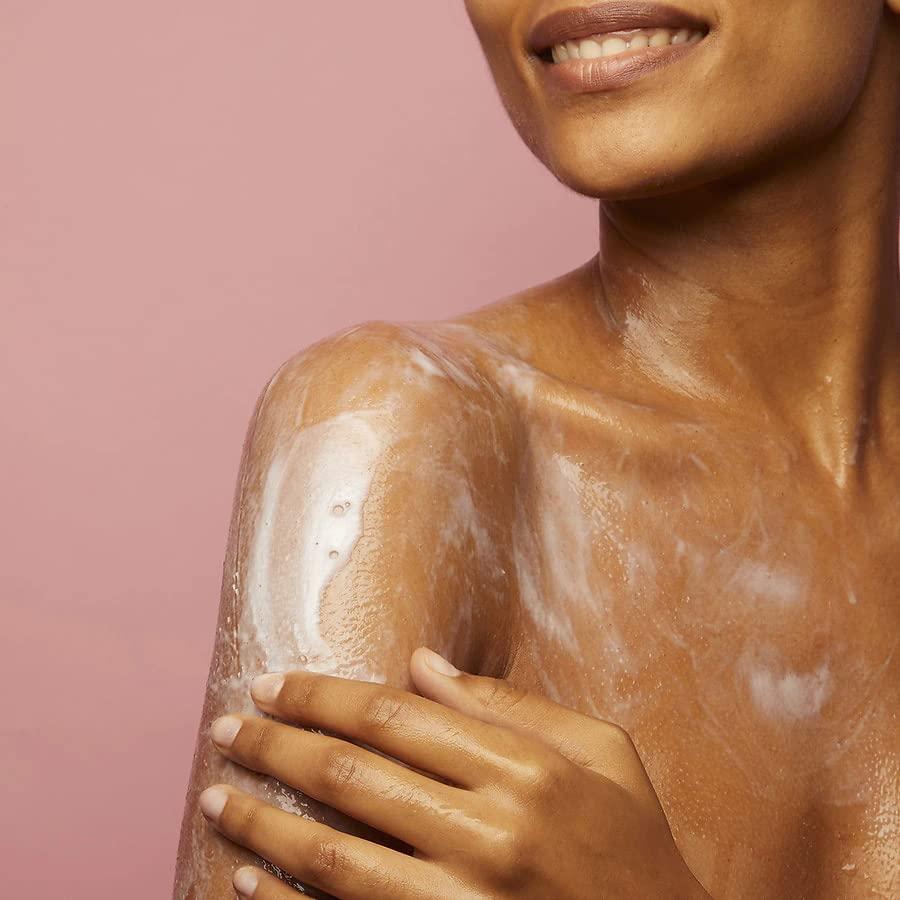 Soap & Glory Soap & Glory Pinkly A Classic Gift Set - Clean On Me Hydrating Shower Soap & Scrub of Your Life Exfoliating Body Scrub - Rose & Bergamot Gift Set (2 Count)