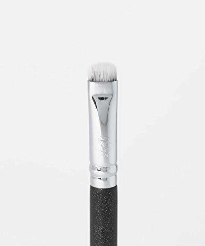 Nanshy Nanshy Eye Smudger Makeup Brush - Smudge Brush for Shading & Blending Eyeshadow & Eyeliner - Perfect Eyeliner Smudge Brush for Buffing - Vegan & Cruelty-Free - Onyx Black