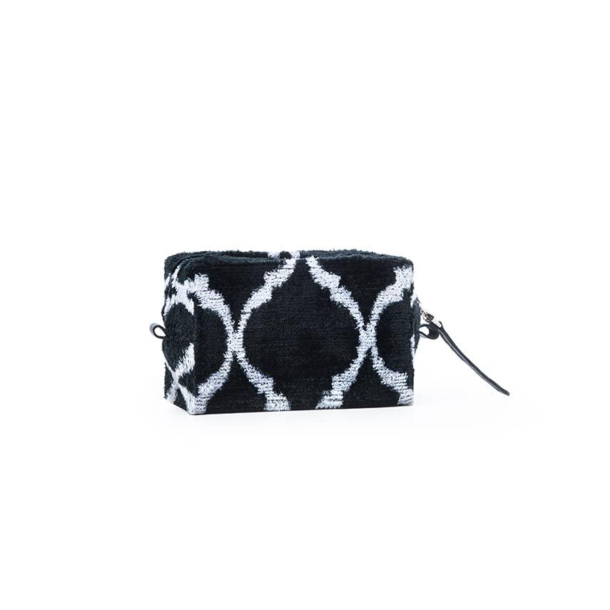 Two Eagles Two Eagles Handmade Silk Cosmetic Bag (Medium), Alaska, Casual ethno boho business fashion luxury