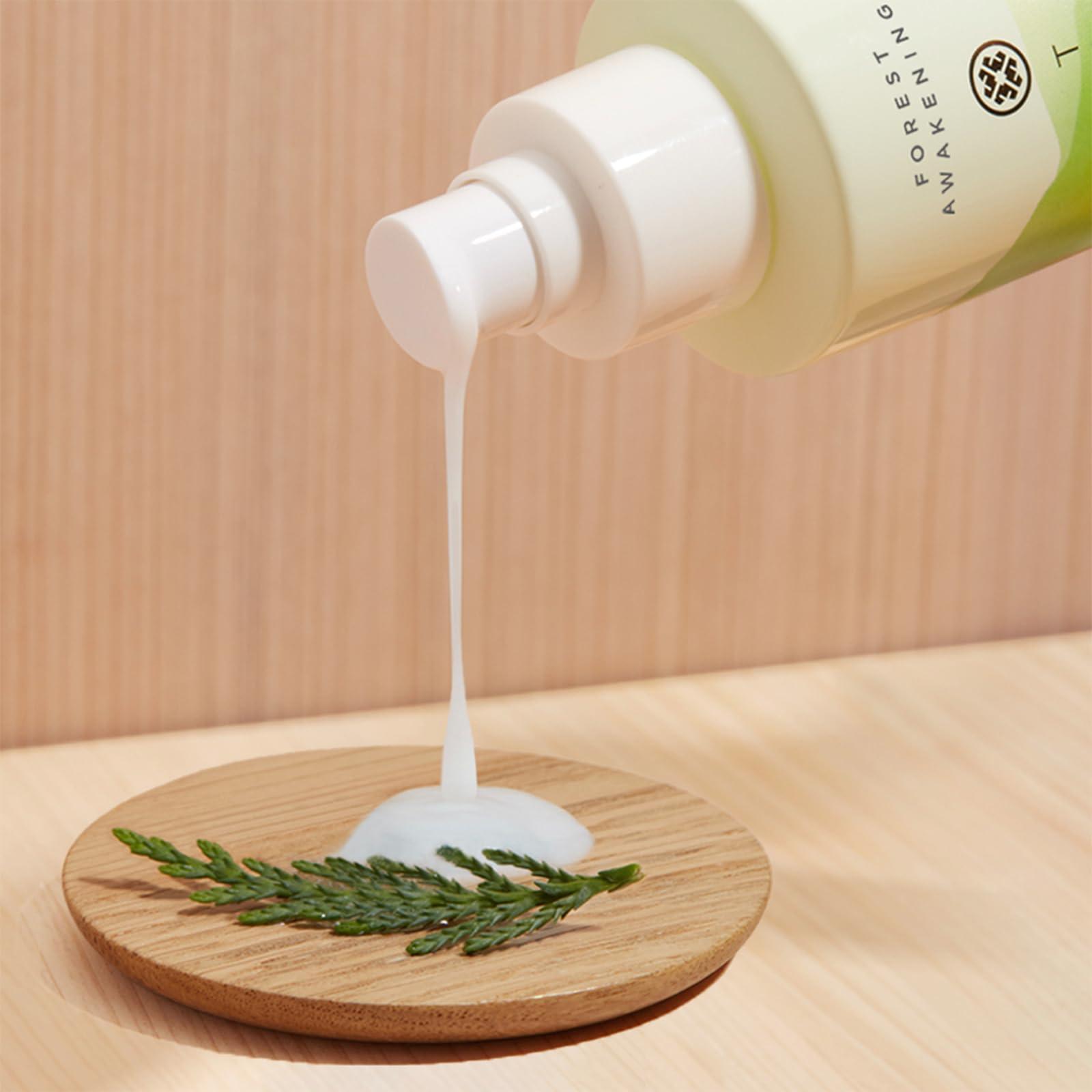 TATCHA TATCHA Forest Awakening Hinoki Body Milk | Lightweight Milky Lotion to Renew Dry Skin, 132 ml | 4.5 fl oz