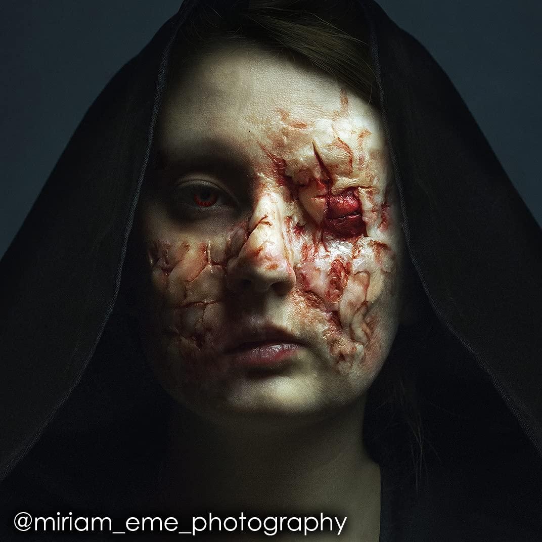 Mehron Mehron Makeup Spirit Gum | Spirit Gum Adhesive | Special FX, Cosplay, Halloween, Stage Performance Makeup | Professional Cosmetic Glue Adhesive for Face, Skin, & Body (4.5 oz) (Matte)