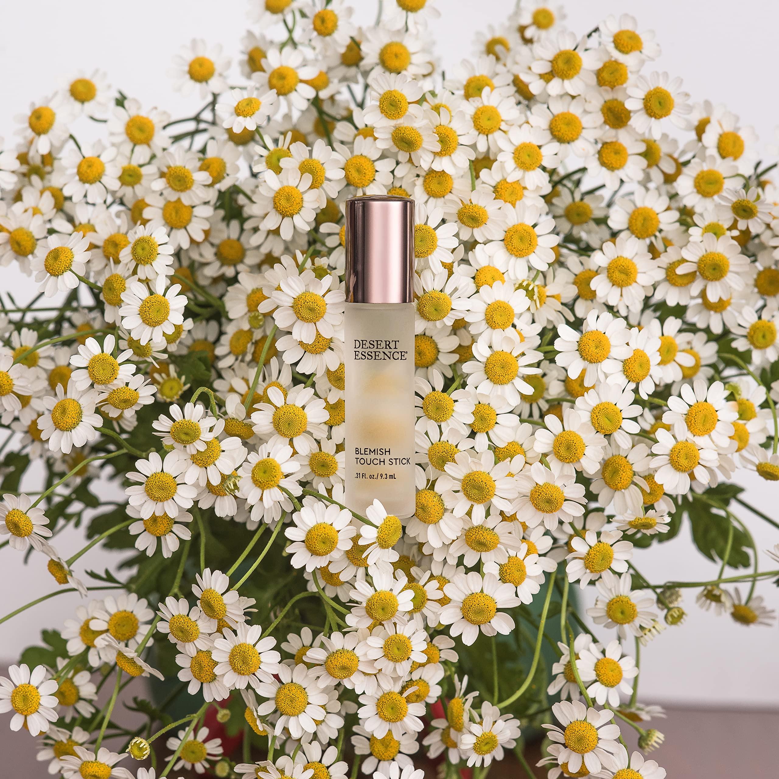 REVLON Revlon Lipstick, Super Lustrous Lipstick, Creamy Formula For Soft, Fuller-Looking Lips, Moisturized Feel, Toast of New York (325), 0.15 oz