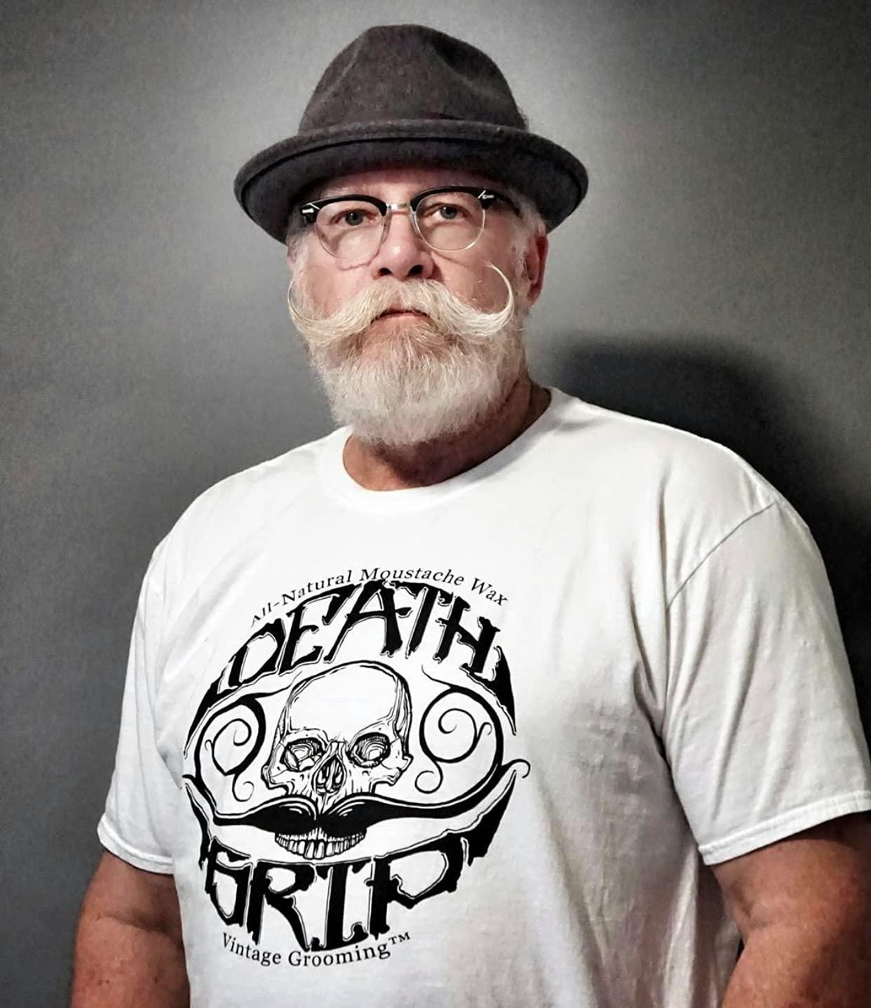 THE VINTAGE GROOMING CO. THE VINTAGE GROOMING CO. Bare Bones Medium Hold Mustache Wax and Death Grip Mustache Keychain Comb Set