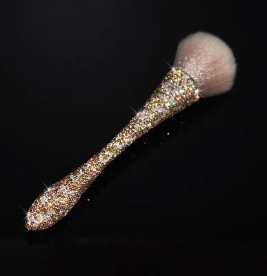 Bestbling Bestbling Bling Rhinestone Large Mineral Powder Brush Makeup Brush Cosmetic Brush Foundation brush Perfect For Large Coverage Powder Bronzer Blush Blending Buffing 1 piece (Gold)