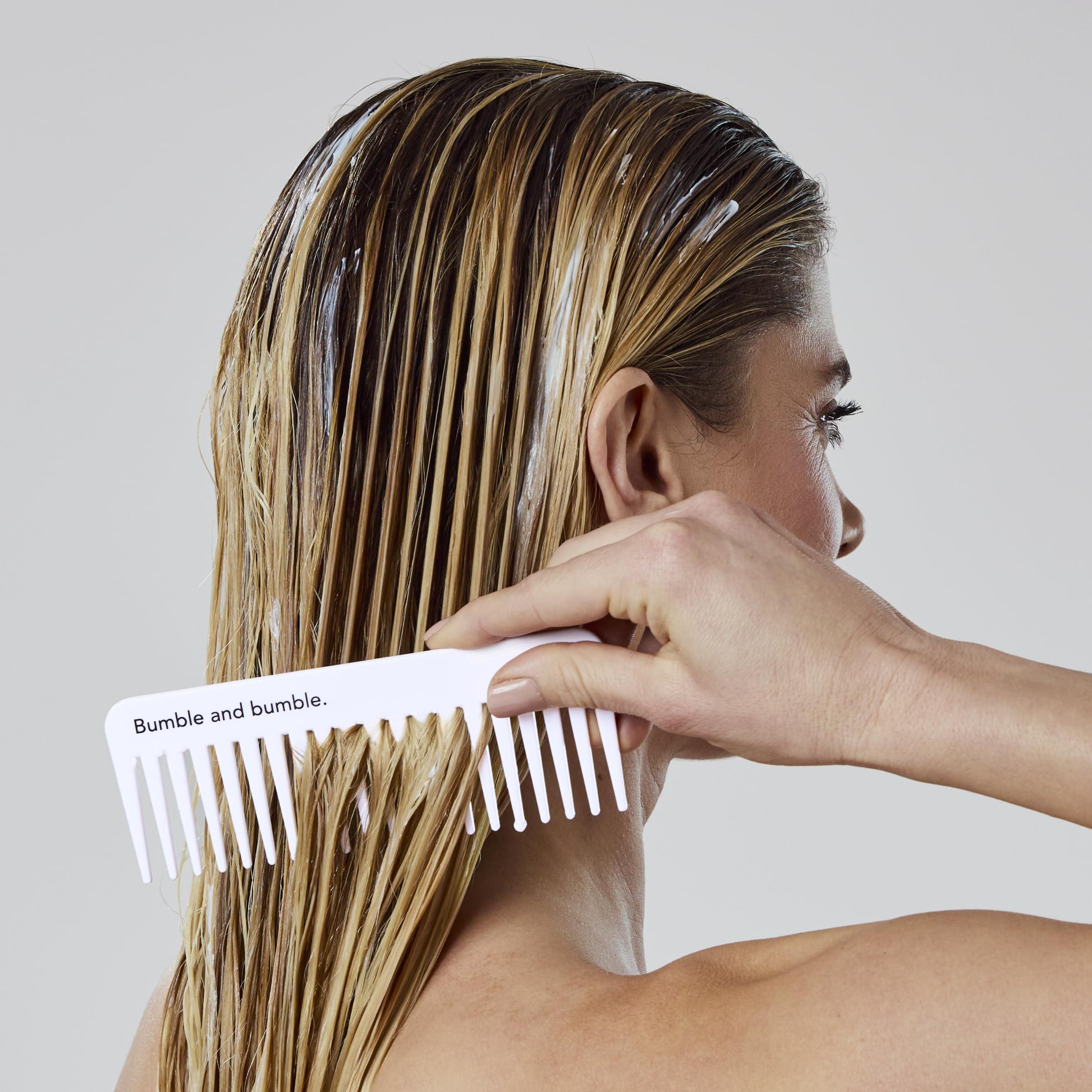 Bumble and bumble Bumble and bumble. Hairdresser's Invisible Oil Hydrating Conditioner | Hydrating, Anti Frizz, Shine, Color Safe | Curly, Wavy, Straight | With Argan Oil, Coconut Oil + Grapeseed Oil, Mini, 2 Fl Oz