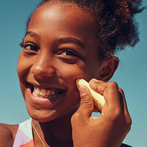 Sun Bum Sun Bum Kids SPF 50 Clear Sunscreen Face Stick | Wet or Dry Application | Hawaii 104 Reef Act Compliant (Octinoxate & Oxybenzone Free) Broad Spectrum UVA/UVB Sunscreen | 0.53 oz (Pack of 2)