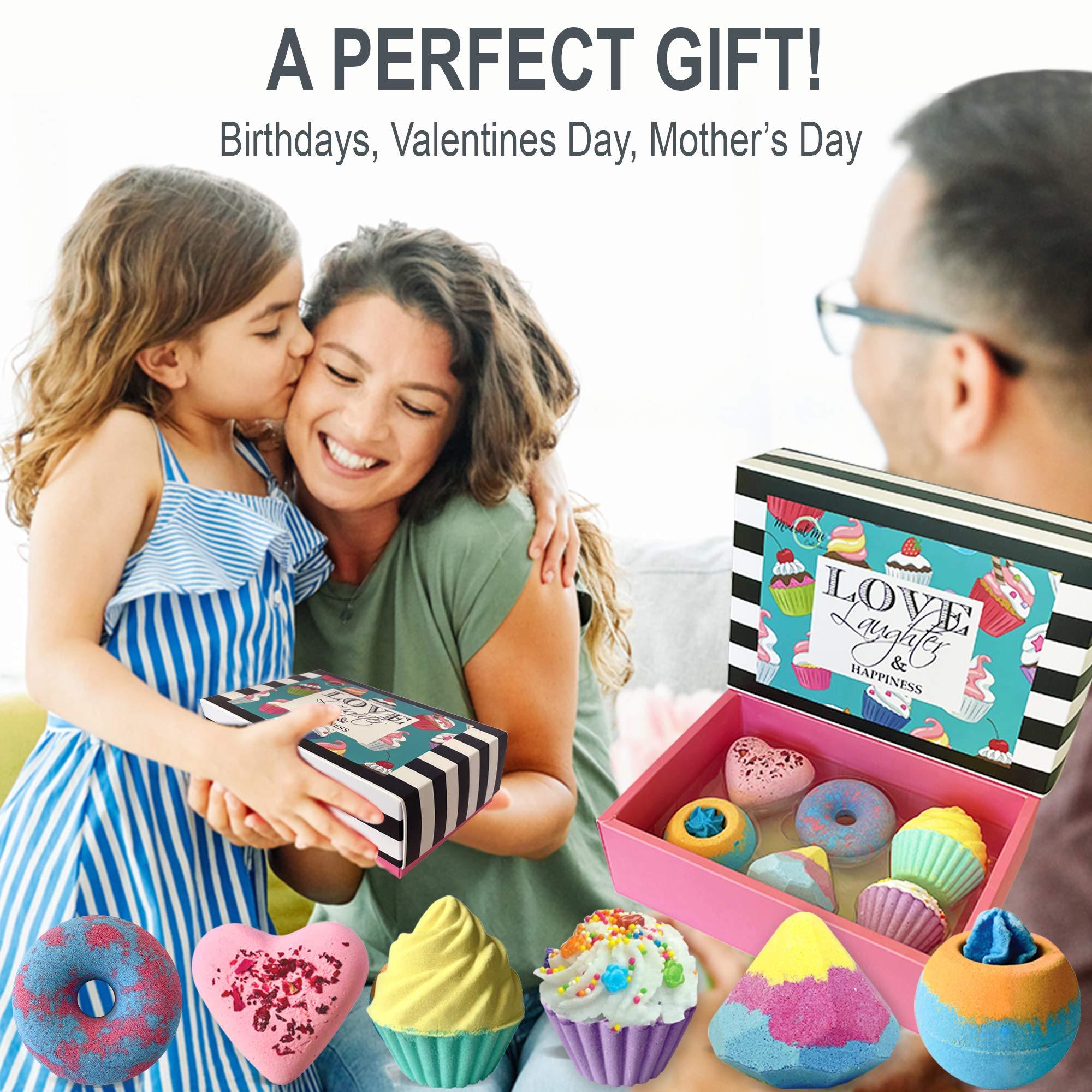 Mineral Me California Bath Bombs for Girls with Jewelry Inside - 6 Aromatherapy Bathbombs - Family Pack