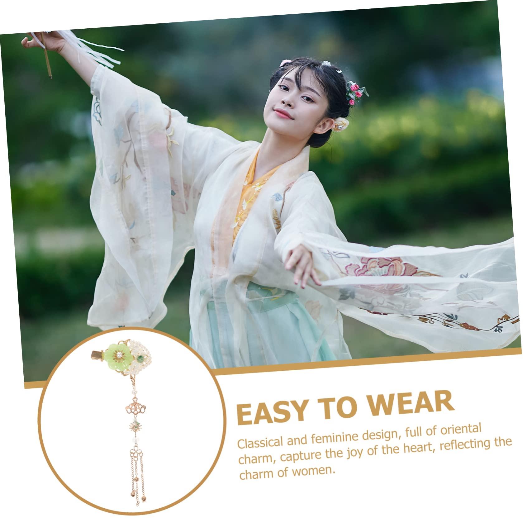 Coppertone Coppertone Glow with Shimmer Sunscreen Lotion SPF 50, Water Resistant Sunscreen, Broad Spectrum SPF 50 Sunscreen, 5 Fl Oz Bottle (Pack of 2)