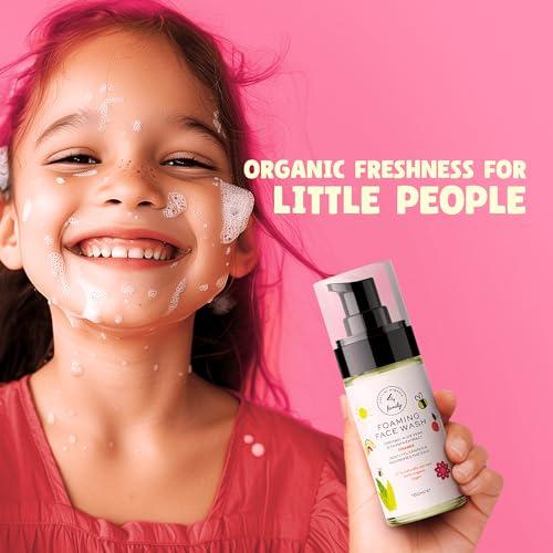 The Natural and Organic Family The Natural and Organic Family Kids Foaming Face Wash - Clean and Gentle Face Wash for Kids and Preteens - Made in the UK