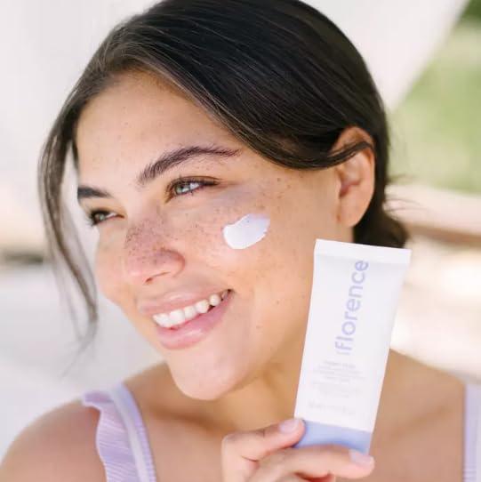 florence by mills Florence by Mills Sunny Skies Facial Moisturizer Broad Spectrum SPF 30 Sunscreen
