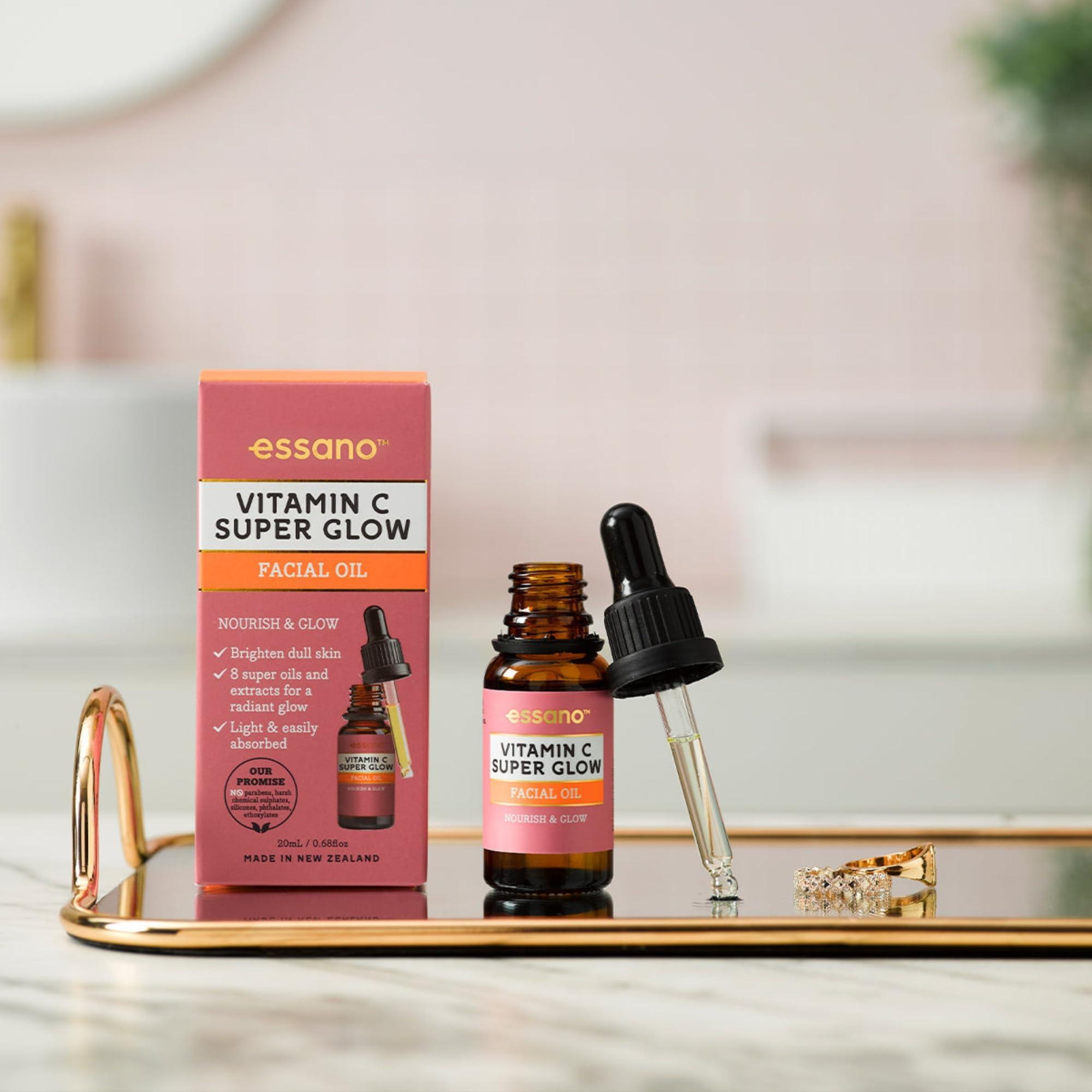 Essano Essano Vitamin C Face Oil with Turmeric & Jojoba Oil, Facial Oil for Radiant, Glowing Skin, Supports Even Skin Tone and Appearance of Dark Spots, Easily Absorbed & Lightweight, Cruelty Free, 20ml