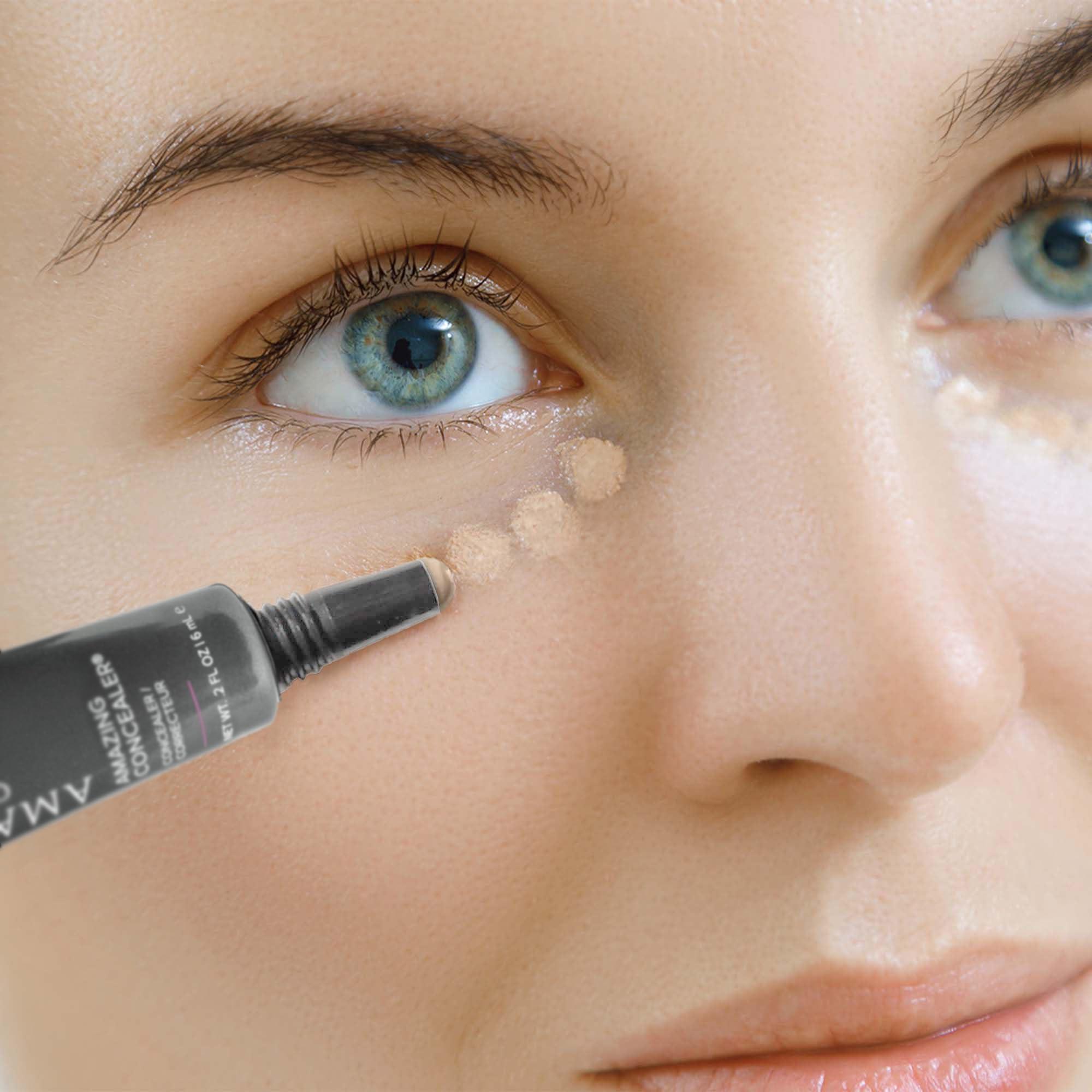 AmazingCosmetics AmazingCosmetics Amazing Concealer, multipurpose full coverage concealer 0.2 Oz, Light Golden