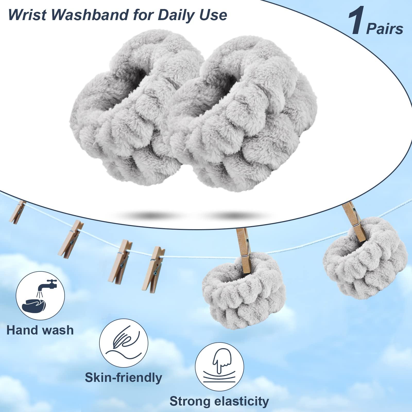 MAC MAC Powder Kiss Liquid Lipcolour - The Best Gift Is Me - 0.17 Fl OZ / 5 ML