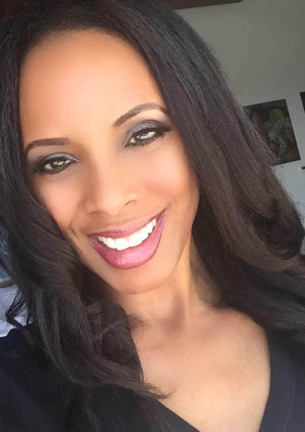 Raquel Riley Thomas Raquel Riley Thomas RRTB Long-wear Creamy Lipsticks (The Cynthia Nude)