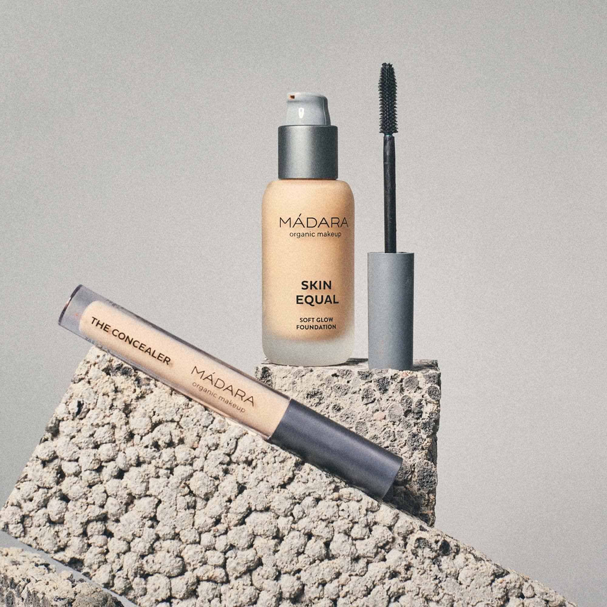 Thiers-Issard Thiers-Issard 6/8" Straight Razor with Snakewood Handle