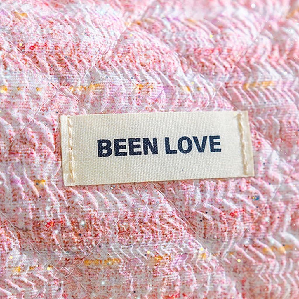 Sxett Sxett Quilted Cosmetic Bag Large Capacity Makeup Bag Portable Makeup Pouches Wash Bag Aesthetic Toiletry Bag for Women Girls