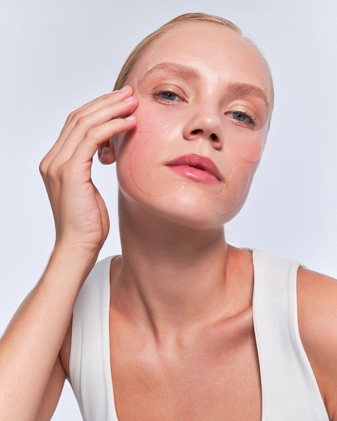 FARMASi FARMASi DR. C. TUNA Lumi Radiance Eye Patches (30 Pairs) Hydrogel Eye Masks for Dark Circles, Puffiness & Revitalization