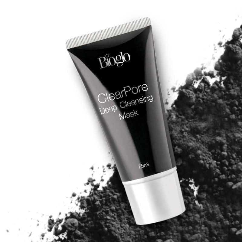 Generic Deep Cleansing Mask penetrate deeply into the pores, removing impurities, excess oil, and dead skin cells. Leaving skin clean, refreshed, and glowing. (75ml)