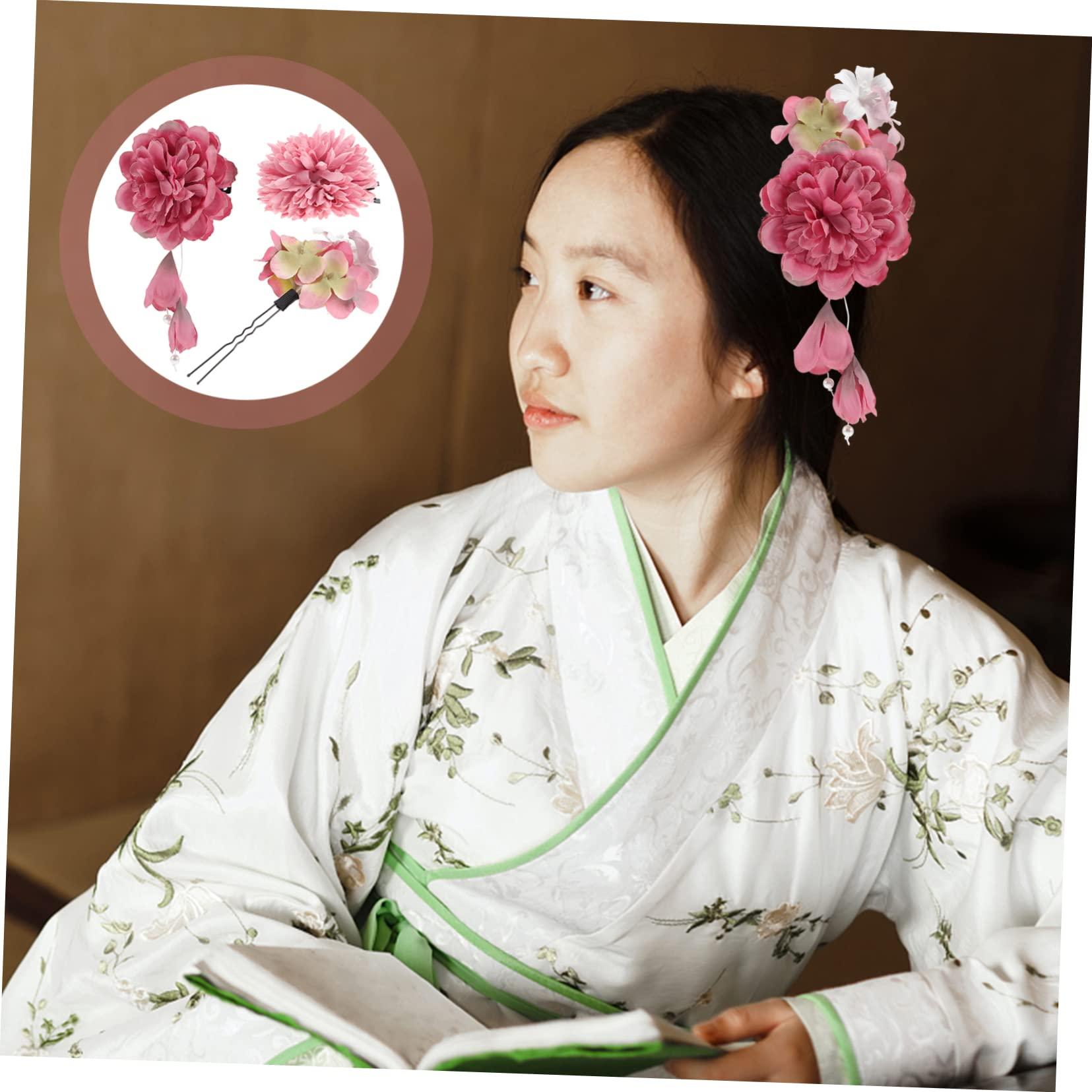 RBUGR RBUGR 84 Pack of Lip Balm, 12 Flavored Lip Balms Natural Organic Vitamin E Lip Balm Pack for Dry Cracked Lips, Moisturising Lip Balm Bulk Gifts Stocking Stuffers Party Favors(4.2g/0.15oz)