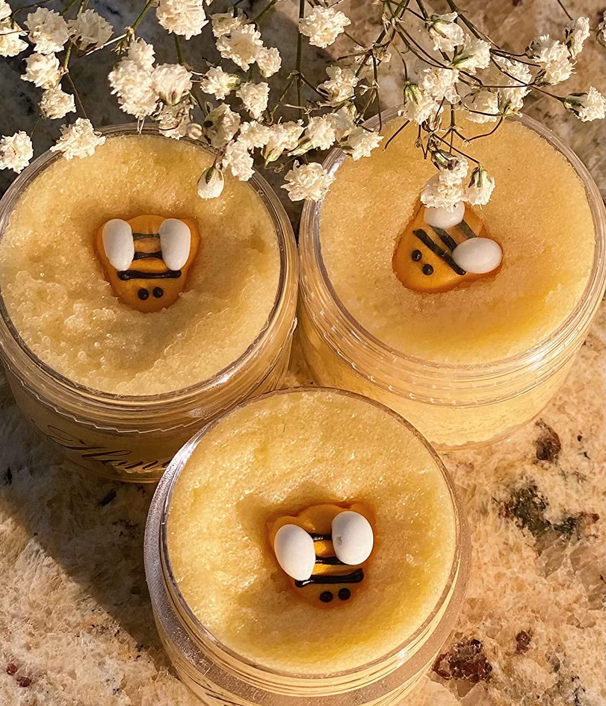 HOIGON HOIGON 96 Pieces 20g 20ml Clear Plastic Sample Containers, Leak-Proof Round Plastic Cosmetic Containers with Lids, Clear Plastic Pot Jars for Creams, Lotions, Makeup, Colored Acrylics