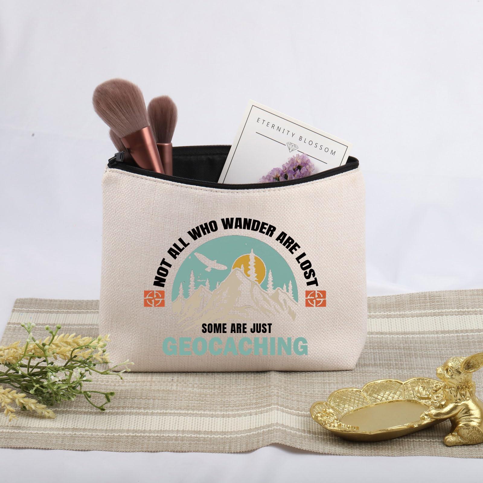 JNIAP JNIAP Geocache Lover Gift Not All Who Wander Are Lost Cosmetic Bag Rock Collector Gift (just geocaching Bag)