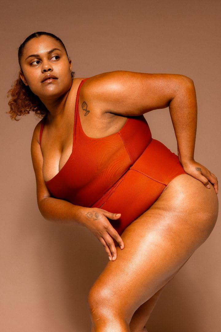 DUNE SUNCARE The Golden Guard Sunscreen - Reef-safe tinted Sun screen for Body - Browning Broad Spectrum Spf 30 Sun block - sun tanning lotion alternative that protects, Hydrates, and moistures your skin 5.5 Fl Oz