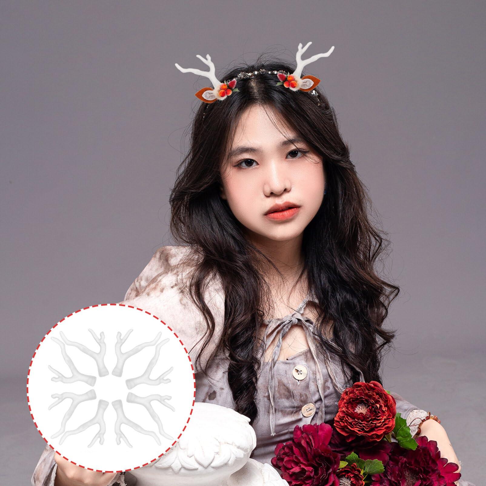 COHEALI COHEALI 50pcs Artificial Deer Antlers Acrylic Reindeer Antlers Faux Deer Horns for DIY Crafts Christmas Hair Clips Headpieces White