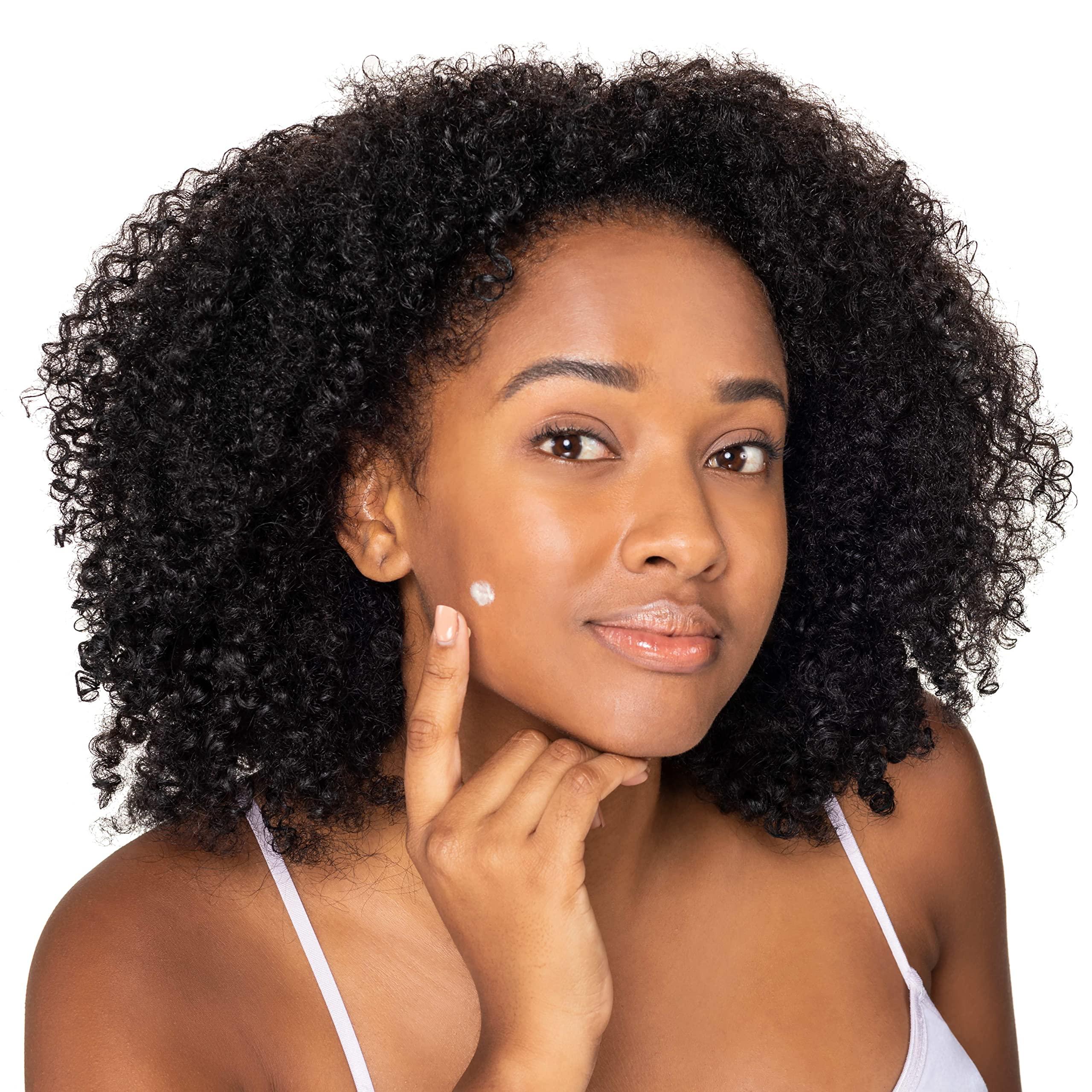 Neutrogena Neutrogena Rapid Tone Repair Retinol + Vitamin C Dark Spot Corrector Face Serum, Daily Anti-Wrinkle Dark Spot Corrector to Brighten & Even Tone, Mineral-Oil & Dye-Free, White, 1 oz